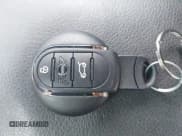 ✅ 2021 MINI Clubman Cooper S • VIN: WMWXJ1C01M2P11985 • Lot: 41996652. Listed on IAAI with 28,175 mi. Free auction sales archive from the USA and detailed vehicle history report at DreamBid. Image 11.