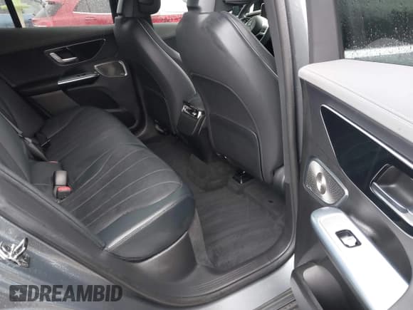 ✅ 2023 Mercedes-Benz EQE 350 • VIN: 4JGGM1CB7PA019795 • Lot: 41993207. Listed on IAAI with 17,675 mi. Free auction sales archive from the USA and detailed vehicle history report at DreamBid. Image 8.