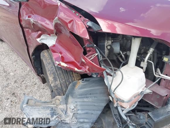 ✅ 2015 Toyota Sienna SE • VIN: 5TDXK3DC3FS564116 • Lot: 42696849. Listed on IAAI with 124,559 mi. Free auction sales archive from the USA and detailed vehicle history report at DreamBid. Image 20.