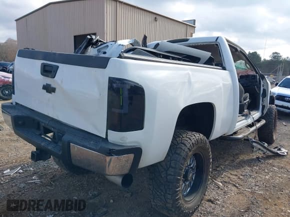 ✅ 2008 Chevrolet Silverado 2500HD 1LT • VIN: 1GCHC23668F225232 • Лот: 41136449. Опубликован ранее на IAAI с пробегом Не указан. Бесплатный доступ к архиву аукционных продаж из США и подробный отчёт об истории автомобиля на DreamBid. Изображение 4.