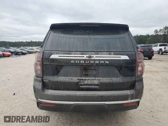 2024 Chevrolet Suburban LT z VIN 1GNSCCKD7RR253124, wystawiony jako Copart lot #82125954 z przebiegiem 25 846 mil mil oraz Szkoda całkowita • Salvage title. Historia ofert i sprzedaży dostępna na DreamBid. Obrazek 6.