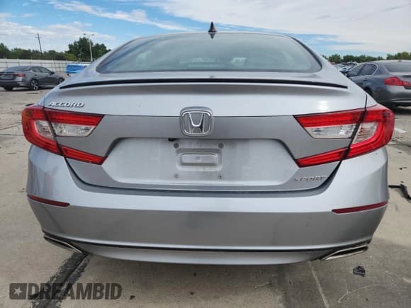 ✅ 2022 Honda Accord Sport • VIN: 1HGCV1F33NA110324 • Лот: 81690315. Опубликован ранее на Copart с пробегом 33 257 миль. Бесплатный доступ к архиву аукционных продаж из США и подробный отчёт об истории автомобиля на DreamBid. Изображение 6.