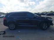 ✅ 2017 Kia Sorento SX • VIN: 5XYPKDA55HG309687 • Lot: 43603520. Listed on IAAI with 146,748 mi. Free auction sales archive from the USA and detailed vehicle history report at DreamBid. Image 12.