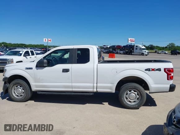 ✅ 2018 Ford F-150 XL • VIN: 1FTEX1EB3JKC97935 • Лот: 42267705. Опубликован ранее на IAAI с пробегом 175 790 миль. Бесплатный доступ к архиву аукционных продаж из США и подробный отчёт об истории автомобиля на DreamBid. Изображение 14.