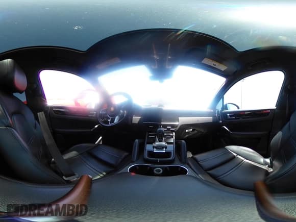 ✅ 2021 Porsche Cayenne • VIN: WP1AA2AY1MDA08476 • Lot: 42382064. Wystawiony na IAAI z przebiegiem 52 663 mil. Bezpłatny archiwum sprzedaży aukcyjnych z USA i szczegółowy raport historii pojazdu na DreamBid. Zdjęcie 19.