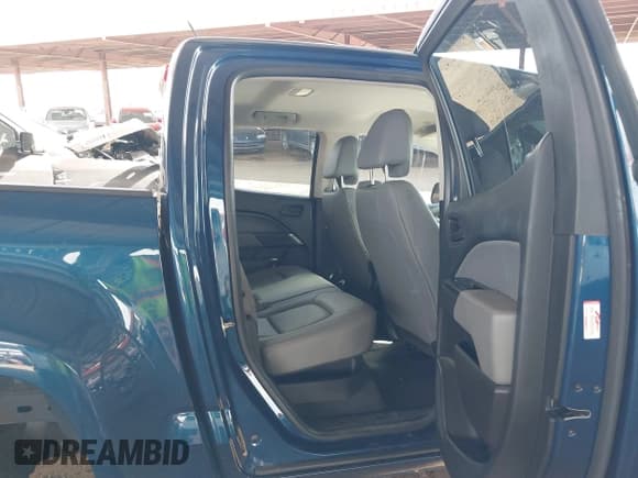 ✅ 2020 Chevrolet Colorado 4WD Work Truck • VIN: 1GCGTBENXL1104063 • Лот: 43412279. Опубликован ранее на IAAI с пробегом 50 913 миль. Бесплатный доступ к архиву аукционных продаж из США и подробный отчёт об истории автомобиля на DreamBid. Изображение 8.