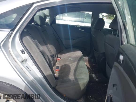 ✅ 2012 Hyundai Sonata GLS • VIN: 5NPEB4AC1CH339356 • Лот: 43509523. Опубликован ранее на IAAI с пробегом 208 636 миль. Бесплатный доступ к архиву аукционных продаж из США и подробный отчёт об истории автомобиля на DreamBid. Изображение 8.