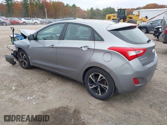 ✅ 2014 Hyundai Elantra • VIN: KMHD35LH2EU173814 • Lot: 43545766. Listed on IAAI with 131,538 mi. Free auction sales archive from the USA and detailed vehicle history report at DreamBid. Image 3.