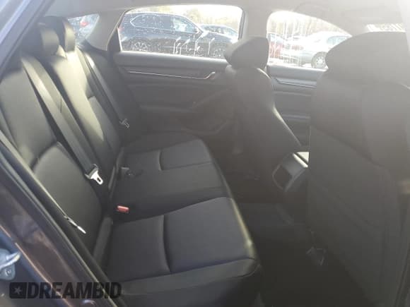 ✅ 2021 Honda Accord LX • VIN: 1HGCV1F10MA124310 • Лот: 90297785. Опубликован ранее на Copart с пробегом 44 298 миль. Бесплатный доступ к архиву аукционных продаж из США и подробный отчёт об истории автомобиля на DreamBid. Изображение 10.