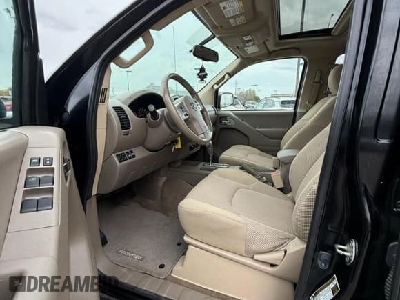 ✅ 2017 Nissan Frontier Pro-4X • VIN: 1N6DD0EV2HN712239 • Lot: 93982955. Wystawiony na Copart z przebiegiem 74 525 mil. Bezpłatny archiwum sprzedaży aukcyjnych z USA i szczegółowy raport historii pojazdu na DreamBid. Zdjęcie 9.