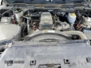 ✅ 2018 Ram 2500 Laramie • VIN: 3C6UR5FL6JG365292 • Lot: 62952235. Wystawiony na Copart z przebiegiem 141 176 mil. Bezpłatny archiwum sprzedaży aukcyjnych z USA i szczegółowy raport historii pojazdu na DreamBid. Zdjęcie 11.