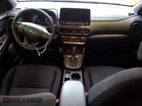 ✅ 2022 Hyundai Kona N Line • VIN: KM8K33A34NU868881 • Лот: 63098053. Опубликован ранее на Copart с пробегом 27 340 миль. Бесплатный доступ к архиву аукционных продаж из США и подробный отчёт об истории автомобиля на DreamBid. Изображение 8.