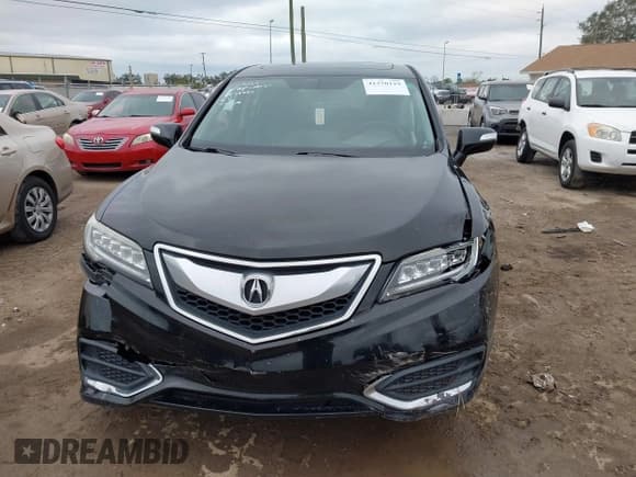 ✅ 2018 Acura RDX Technology • VIN: 5J8TB3H5XJL010450 • Lot: 41270119. Wystawiony na IAAI z przebiegiem 64 277 mil. Bezpłatny archiwum sprzedaży aukcyjnych z USA i szczegółowy raport historii pojazdu na DreamBid. Zdjęcie 6.