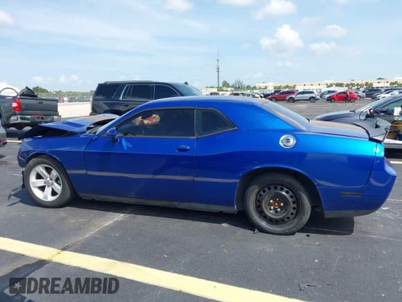 ✅ 2012 Dodge Challenger SXT Plus • VIN: 2C3CDYAG8CH292206 • Лот: 43109397. Опубликован ранее на IAAI с пробегом Не указан. Бесплатный доступ к архиву аукционных продаж из США и подробный отчёт об истории автомобиля на DreamBid. Изображение 14.