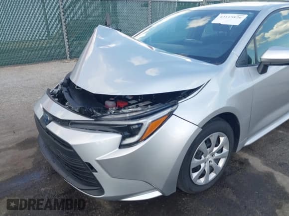 ✅ 2025 Toyota Corolla Hybrid LE • VIN: JTDBCMFE0SJ038786 • Lot: 43115826. Wystawiony na IAAI z przebiegiem 10 634 mil. Bezpłatny archiwum sprzedaży aukcyjnych z USA i szczegółowy raport historii pojazdu na DreamBid. Zdjęcie 6.