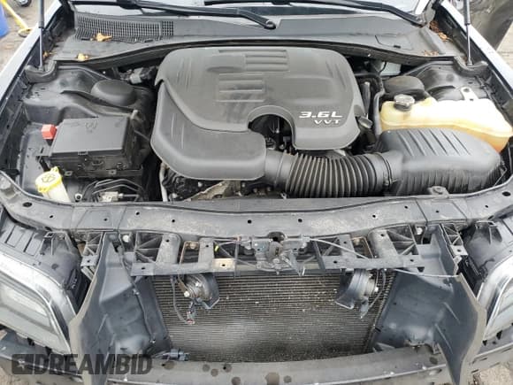 ✅ 2017 Chrysler 300 S Alloy Edition • VIN: 2C3CCABG2HH606710 • Lot: 69200085. Listed on Copart with Not provided. Free auction sales archive from the USA and detailed vehicle history report at DreamBid. Image 11.