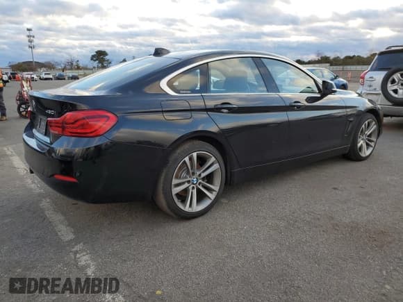 ✅ 2018 BMW 4 Series 430i xDrive • VIN: WBA4J3C54JBG94947 • Lot: 92542115. Listed on Copart with 74,108 mi. Free auction sales archive from the USA and detailed vehicle history report at DreamBid. Image 3.