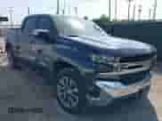 2022 Chevrolet Silverado 1500 LT z VIN 1GCPWCED8NZ104295, wystawiony jako IAAI lot #42053778 z przebiegiem 65 737 mil mil oraz . Historia ofert i sprzedaży dostępna na DreamBid. Obrazek 1.
