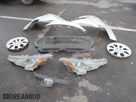 ✅ 2020 Toyota Corolla LE • VIN: JTDEPRAE6LJ031008 • Лот: 43727470. Опубликован ранее на IAAI с пробегом 121 245 миль. Бесплатный доступ к архиву аукционных продаж из США и подробный отчёт об истории автомобиля на DreamBid. Изображение 12.