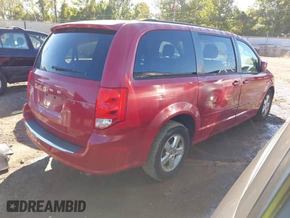 2012 Dodge Grand Caravan SXT z VIN 2C4RDGCG2CR203463, wystawiony jako IAAI lot #43425555 z przebiegiem 142 039 mil mil oraz . Historia ofert i sprzedaży dostępna na DreamBid. Obrazek 4.