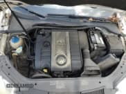 ✅ 2008 Volkswagen Eos Turbo • VIN: WVWBA71F18V052799 • Lot: 66496365. Wystawiony na Copart z przebiegiem 196 114 mil. Bezpłatny archiwum sprzedaży aukcyjnych z USA i szczegółowy raport historii pojazdu na DreamBid. Zdjęcie 11.