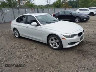✅ 2015 BMW 3 Series 328i xDrive • VIN: WBA3B5G55FNS18708 • Лот: 43297767. Опубликован ранее на IAAI с пробегом 107 159 миль. Бесплатный доступ к архиву аукционных продаж из США и подробный отчёт об истории автомобиля на DreamBid. Изображение 1.
