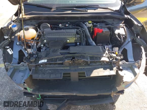 ✅ 2025 Ford Escape ST-Line Select • VIN: 1FMCU9NA3SUA42130 • Lot: 43574603. Wystawiony na IAAI z przebiegiem 16 973 mil. Bezpłatny archiwum sprzedaży aukcyjnych z USA i szczegółowy raport historii pojazdu na DreamBid. Zdjęcie 10.