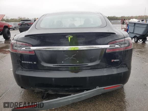 ✅ 2013 Tesla Model S Performance • VIN: 5YJSA1DP3DFP28874 • Lot: 90341595. Wystawiony na Copart z przebiegiem 58 649 mil. Bezpłatny archiwum sprzedaży aukcyjnych z USA i szczegółowy raport historii pojazdu na DreamBid. Zdjęcie 6.