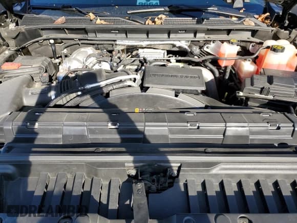 ✅ 2023 GMC Sierra 2500HD AT4 • VIN: 1GT49PEY7PF101039 • Lot: 92062895. Wystawiony na Copart z przebiegiem 50 145 mil. Bezpłatny archiwum sprzedaży aukcyjnych z USA i szczegółowy raport historii pojazdu na DreamBid. Zdjęcie 11.