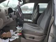 ✅ 2003 Dodge Caravan SE • VIN: 1D4GP25B33B137543 • Lot: 48171565. Wystawiony na Copart z przebiegiem 288 536 mil. Bezpłatny archiwum sprzedaży aukcyjnych z USA i szczegółowy raport historii pojazdu na DreamBid. Zdjęcie 7.