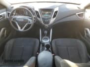 ✅ 2013 Hyundai Veloster w/Black Int • VIN: KMHTC6AD7DU145197 • Lot: 84288934. Wystawiony na Copart z przebiegiem 145 842 mil. Bezpłatny archiwum sprzedaży aukcyjnych z USA i szczegółowy raport historii pojazdu na DreamBid. Zdjęcie 8.