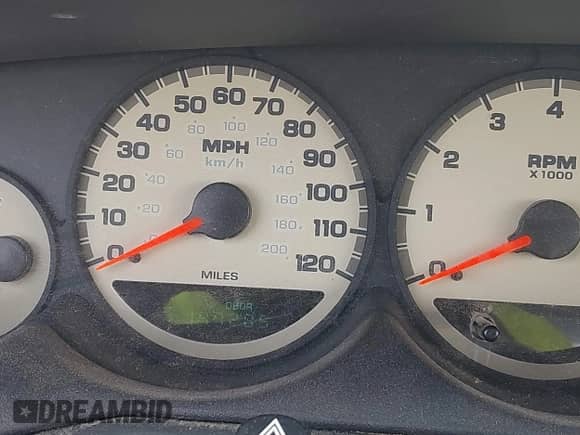 2003 Dodge Neon SXT z VIN 1B3ES56C13D144766, wystawiony jako IAAI lot #42379187 z przebiegiem 199 285 mil mil oraz . Historia ofert i sprzedaży dostępna na DreamBid. Obrazek 15.