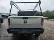 2023 Ram 1500 Tradesman z VIN 1C6RRENT1PN633382, wystawiony jako Copart lot #58935685 z przebiegiem Nie podano mil oraz Szkoda całkowita • Salvage title. Historia ofert i sprzedaży dostępna na DreamBid. Obrazek 6.