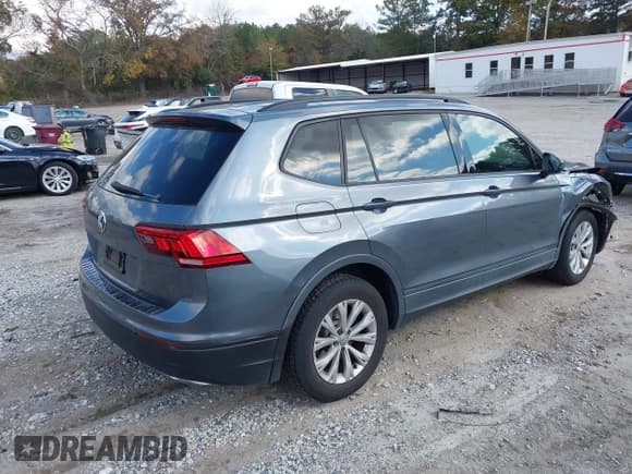 ✅ 2019 Volkswagen Tiguan S • VIN: 3VV1B7AX3KM063596 • Lot: 43655603. Listed on IAAI with 105,898 mi. Free auction sales archive from the USA and detailed vehicle history report at DreamBid. Image 4.