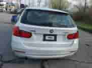 2015 BMW 3 Series 328d xDrive с VIN WBA3K5C56FK547330, выставлен на аукционе Copart как лот 50648395 с пробегом 70 892 миль миль и Списание • Salvage title. История ставок и продаж доступна на DreamBid. Изображение 6.