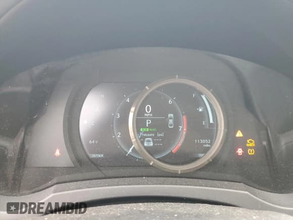 ✅ 2015 Lexus IS 350 • VIN: JTHBE1D2XF5015322 • Lot: 80131385. Wystawiony na Copart z przebiegiem 113 052 mil. Bezpłatny archiwum sprzedaży aukcyjnych z USA i szczegółowy raport historii pojazdu na DreamBid. Zdjęcie 9.