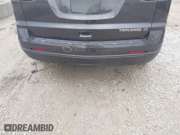 ✅ 2015 Chevrolet Traverse LT • VIN: 1GNKRGKDXFJ376156 • Lot: 41108024. Wystawiony na IAAI z przebiegiem 100 601 mil. Bezpłatny archiwum sprzedaży aukcyjnych z USA i szczegółowy raport historii pojazdu na DreamBid. Zdjęcie 21.