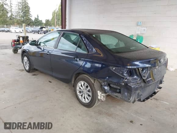 2015 Toyota Camry LE with VIN 4T4BF1FK5FR493778, listed as a IAAI auction lot 43476551 with 55,165 mi miles and . Bid and sale history available at DreamBid. Image 3.