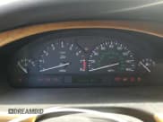 ✅ 2000 Jaguar S-Type V8 • VIN: SAJDA01D3YGL31658 • Lot: 59550814. Wystawiony na Copart z przebiegiem 54 210 mil. Bezpłatny archiwum sprzedaży aukcyjnych z USA i szczegółowy raport historii pojazdu na DreamBid. Zdjęcie 9.