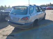 ✅ 2002 Lexus RX 300 • VIN: JTJHF10U320275355 • Лот: 43326502. Опубликован ранее на IAAI с пробегом 151 007 миль. Бесплатный доступ к архиву аукционных продаж из США и подробный отчёт об истории автомобиля на DreamBid. Изображение 4.