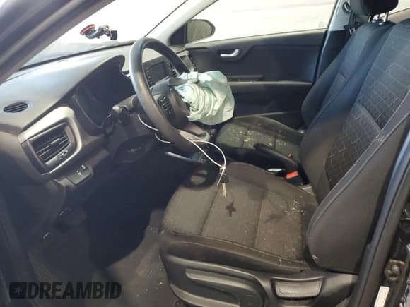 ✅ 2019 Kia Rio S • VIN: 3KPA24ABXKE231150 • Lot: 80534125. Wystawiony na Copart z przebiegiem Nie podano. Bezpłatny archiwum sprzedaży aukcyjnych z USA i szczegółowy raport historii pojazdu na DreamBid. Zdjęcie 7.