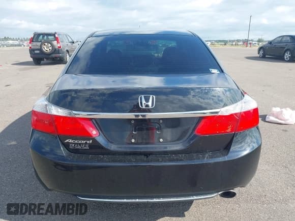 ✅ 2013 Honda Accord EX • VIN: 1HGCR2F79DA215154 • Lot: 43049707. Listed on IAAI with 217,224 mi. Free auction sales archive from the USA and detailed vehicle history report at DreamBid. Image 16.