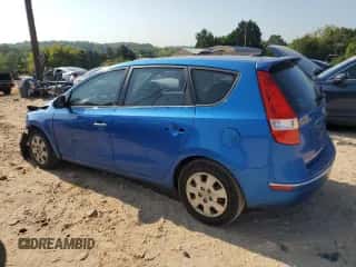 2010 Hyundai Elantra GLS z VIN KMHDB8AE8AU060652, wystawiony jako Copart lot #69269724 z przebiegiem 274 970 mil mil oraz Szkoda całkowita • Salvage title. Historia ofert i sprzedaży dostępna na DreamBid. Obrazek 2.