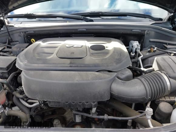 ✅ 2019 Jeep Grand Cherokee Overland • VIN: 1C4RJFCG0KC570470 • Lot: 43706003. Wystawiony na IAAI z przebiegiem 54 907 mil. Bezpłatny archiwum sprzedaży aukcyjnych z USA i szczegółowy raport historii pojazdu na DreamBid. Zdjęcie 10.