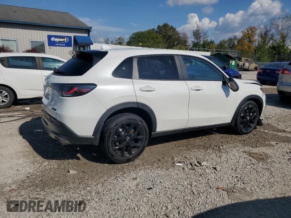 ✅ 2024 Honda HR-V Sport • VIN: 3CZRZ1H55RM723236 • Lot: 85087775. Listed on Copart with 14,993 mi. Free auction sales archive from the USA and detailed vehicle history report at DreamBid. Image 3.