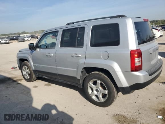 ✅ 2014 Jeep Patriot Sport • VIN: 1C4NJPBA1ED505093 • Lot: 84607245. Wystawiony na Copart z przebiegiem 171 102 mil. Bezpłatny archiwum sprzedaży aukcyjnych z USA i szczegółowy raport historii pojazdu na DreamBid. Zdjęcie 2.