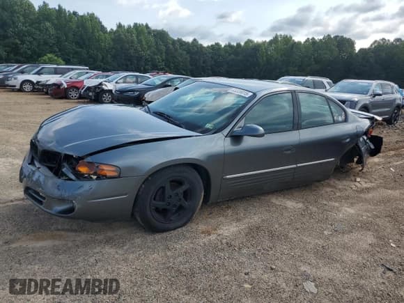 ✅ 2004 Pontiac Bonneville SE • VIN: 1G2HX52K84U160527 • Lot: 65339015. Wystawiony na Copart z przebiegiem 200 019 mil. Bezpłatny archiwum sprzedaży aukcyjnych z USA i szczegółowy raport historii pojazdu na DreamBid. Zdjęcie 1.
