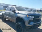 ✅ 2024 Chevrolet Silverado 1500 LT Trail Boss • VIN: 3GCUDFED2RG297186 • Lot: 43601207. Wystawiony na IAAI z przebiegiem 36 274 mil. Bezpłatny archiwum sprzedaży aukcyjnych z USA i szczegółowy raport historii pojazdu na DreamBid. Zdjęcie 1.
