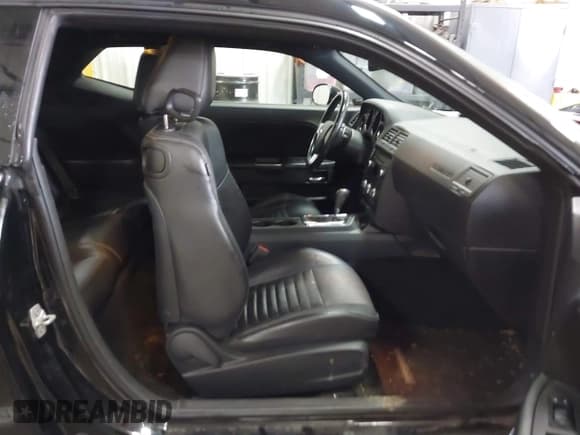 ✅ 2013 Dodge Challenger Rallye Redline • VIN: 2C3CDYAG2DH549412 • Lot: 41559394. Wystawiony na IAAI z przebiegiem 174 178 mil. Bezpłatny archiwum sprzedaży aukcyjnych z USA i szczegółowy raport historii pojazdu na DreamBid. Zdjęcie 5.