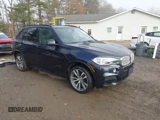 ✅ 2015 BMW X5 xDrive50i • VIN: 5UXKR6C51F0J78127 • Лот: 43732819. Опубликован ранее на IAAI с пробегом 134 359 миль. Бесплатный доступ к архиву аукционных продаж из США и подробный отчёт об истории автомобиля на DreamBid. Изображение 1.